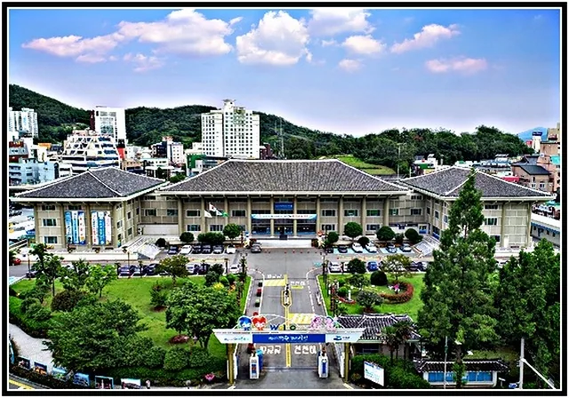 정치 기사 여수시, 「지역산업위기대응법」 개정안 국회 통과 환영패스트트랙·지역경제 안정화 단계 신설… 여수산단 위기 대응 기반 강화 대표이미지