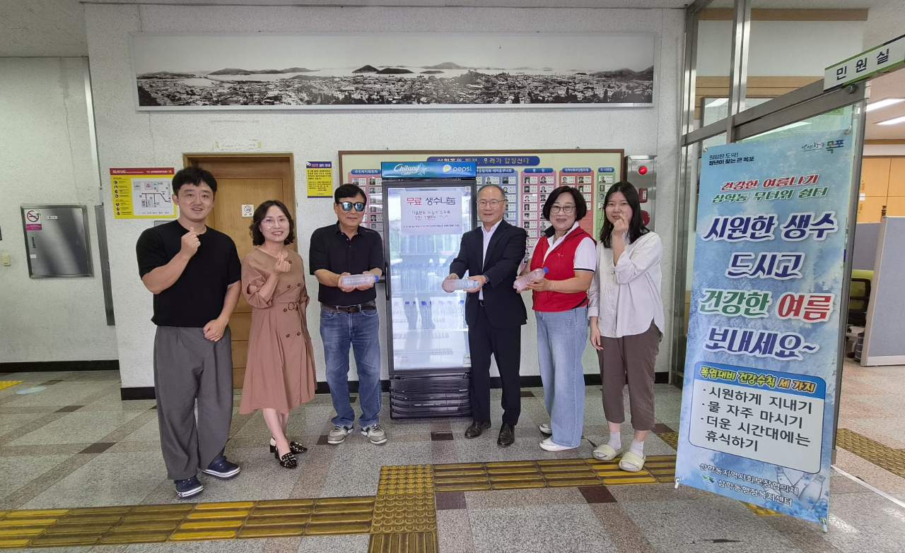 삼학동 지역사회보장협의체, 폭염대비 생수 무료 나눔